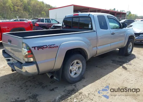 2015 Toyota Tacoma Base V6 из США, поврежденный, VIN 5TFUU4EN9FX144096